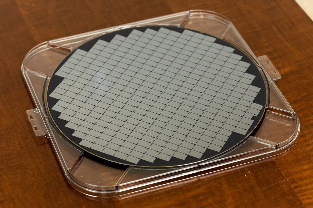 meteor lake测试芯片的wafer