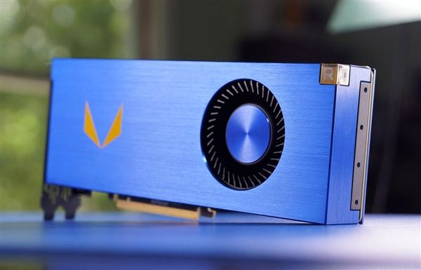 AMD全球首款7nm显卡年内流片