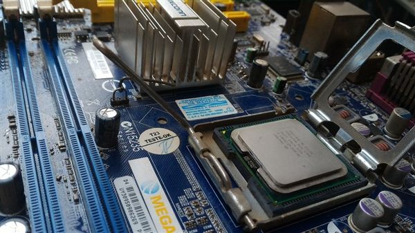 Intel Z390主板已确认适配8核心8代酷睿